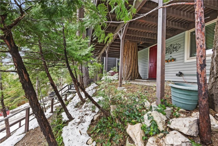 3 Bed Home for Sale in Lake Arrowhead, California