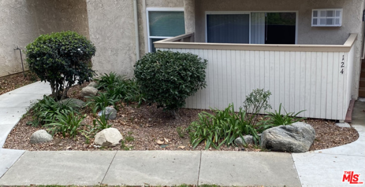 1 Bed Home for Sale in Agoura Hills, California