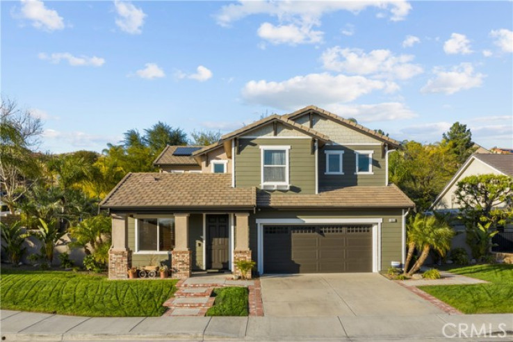 5 Bed Home for Sale in Canyon Country, California