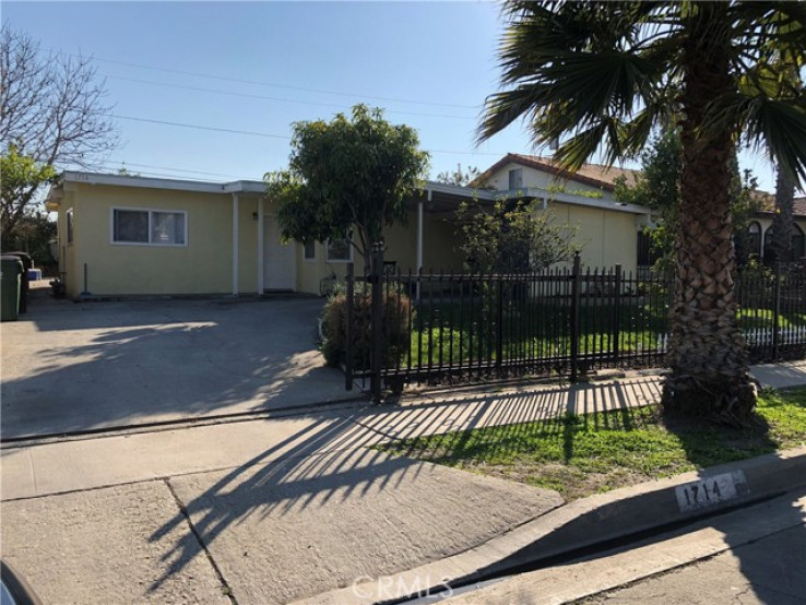 4 Bed Home for Sale in Compton, California