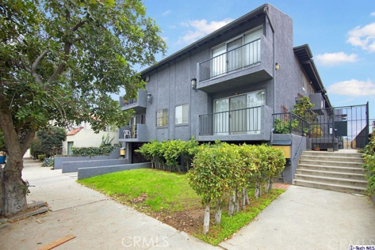 2 Bed Home for Sale in Los Angeles, California