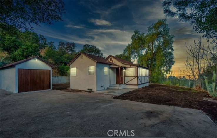 Residential Home in Sunland/Tujunga