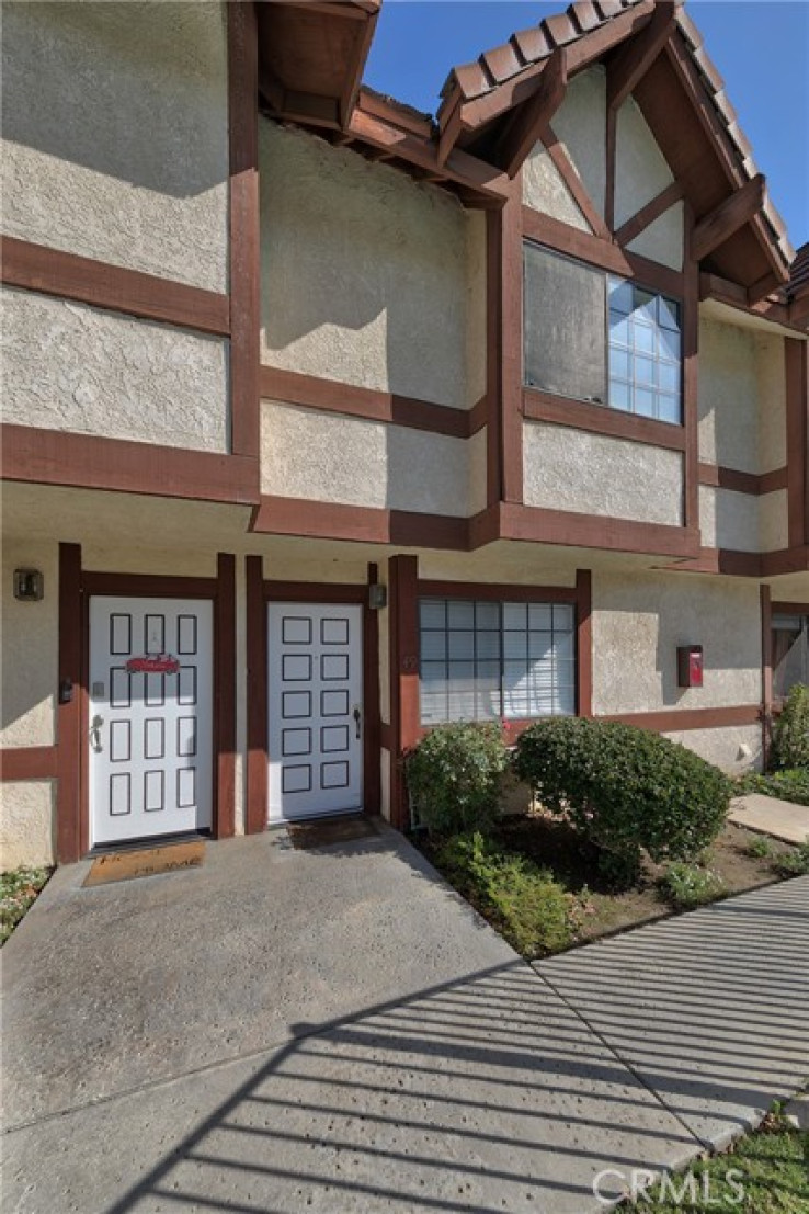 2 Bed Home for Sale in Sun Valley, California