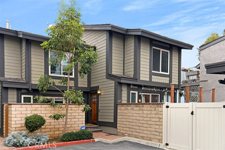 Residential Home in Southwest Costa Mesa