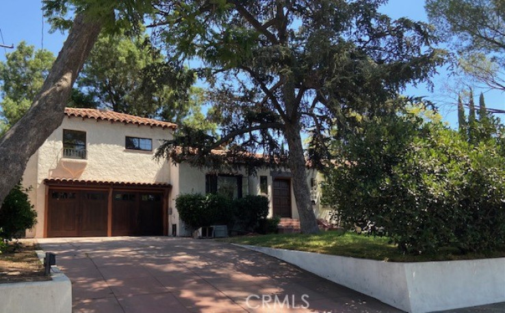 5 Bed Home for Sale in Tujunga, California