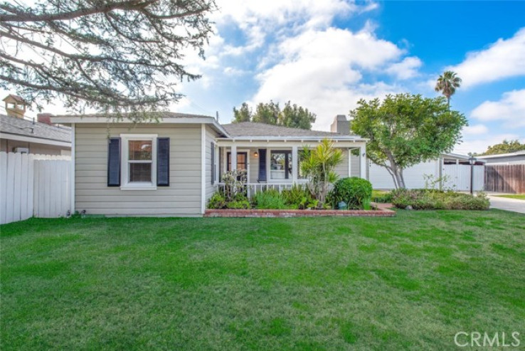 3 Bed Home for Sale in Costa Mesa, California
