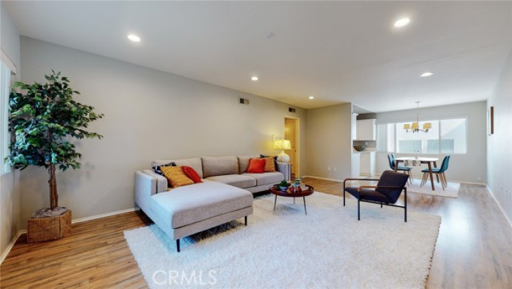 2 Bed Home for Sale in Studio City, California