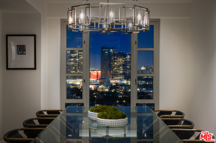 2 Bed Home for Sale in Los Angeles, California