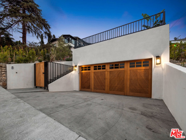 3 Bed Home for Sale in Los Angeles, California