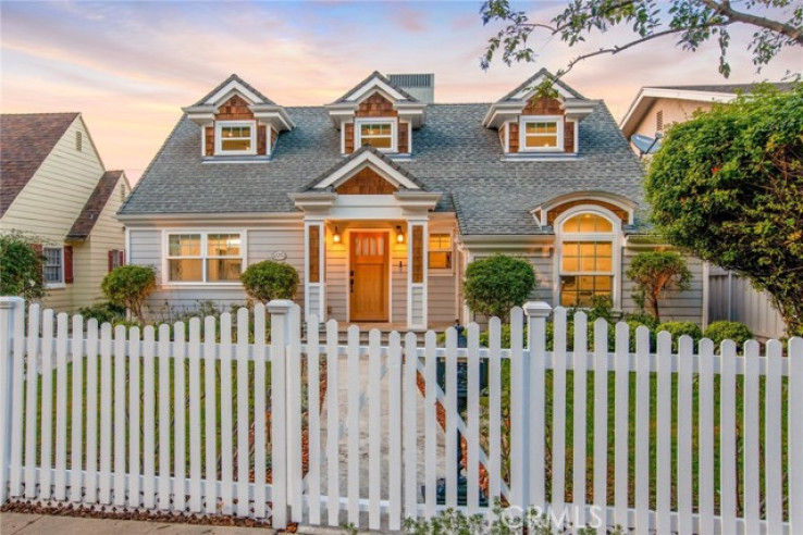 4 Bed Home for Sale in Studio City, California