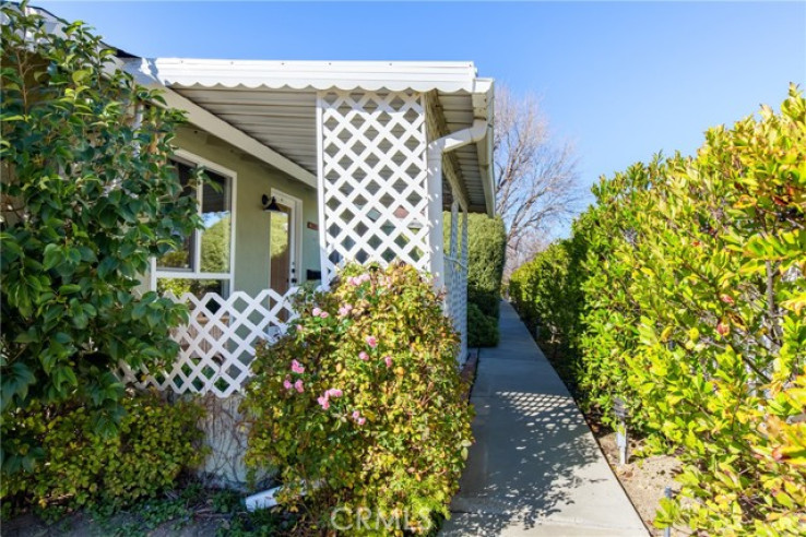 1 Bed Home for Sale in Newhall, California