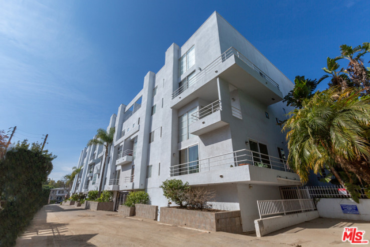 Residential Home in Brentwood