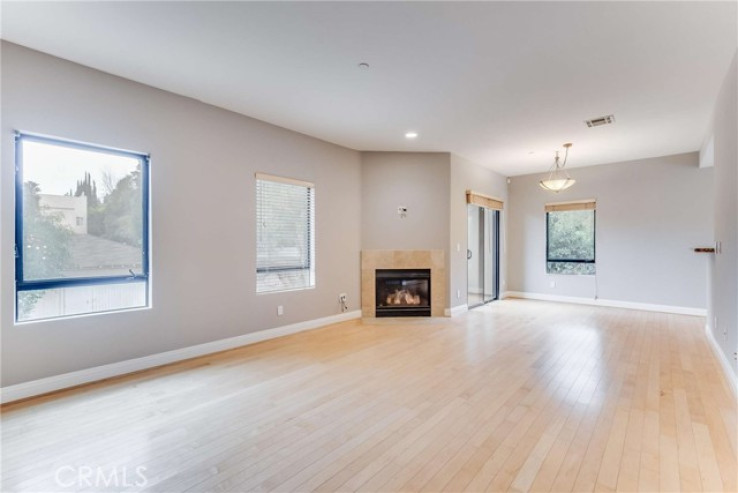 2 Bed Home for Sale in Sherman Oaks, California