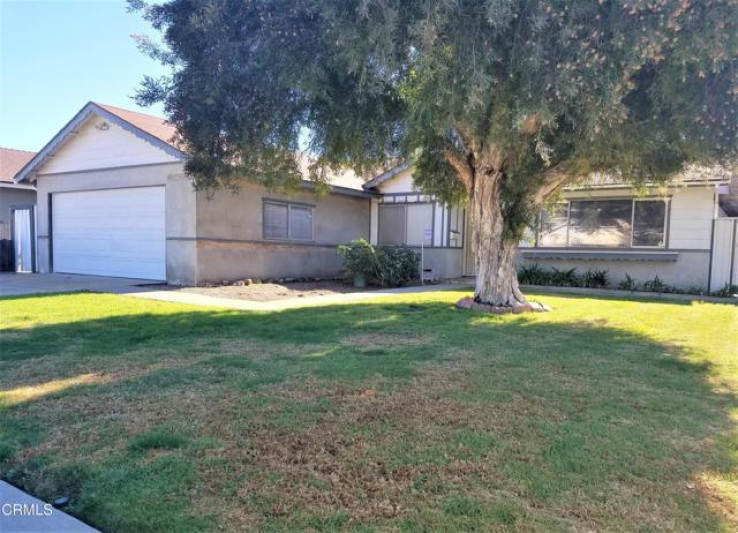 Residential Home in Santa Paula