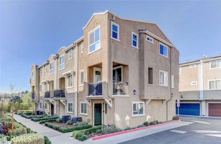 3 Bed Home for Sale in Panorama City, California
