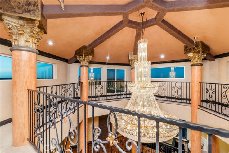 5 Bed Home for Sale in Palmdale, California