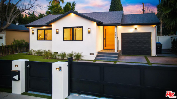 4 Bed Home for Sale in Encino, California