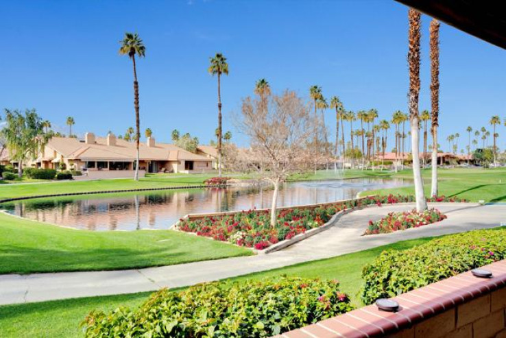 3 Bed Home for Sale in Palm Desert, California