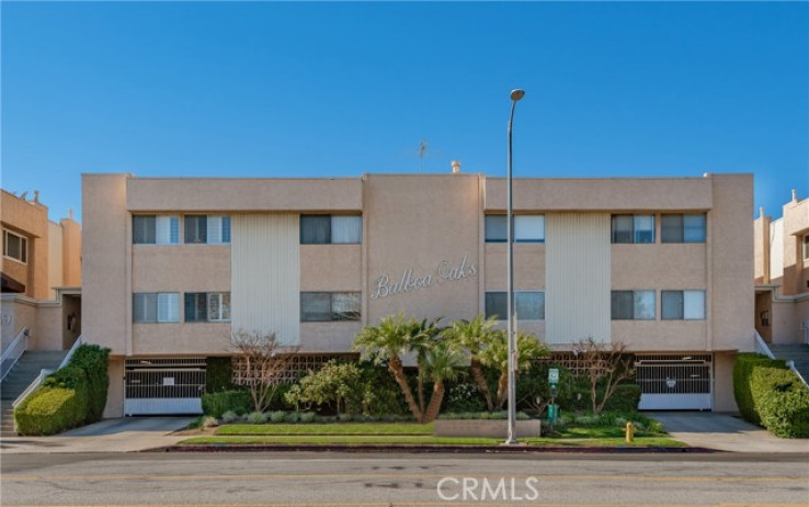 2 Bed Home for Sale in Encino, California
