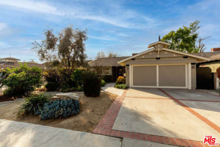 3 Bed Home for Sale in Valley Glen, California