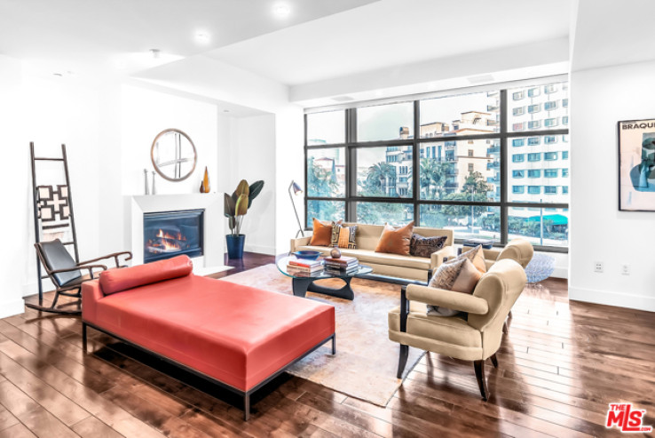 2 Bed Home for Sale in Los Angeles, California