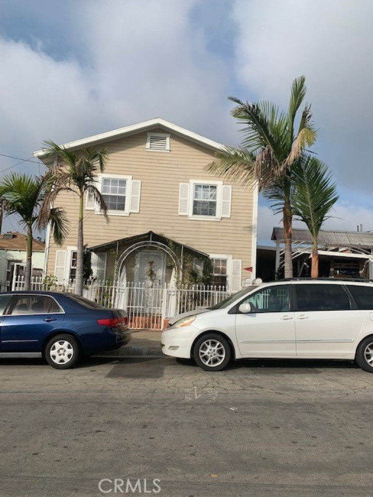  Income Home for Sale in County - Los Angeles, California