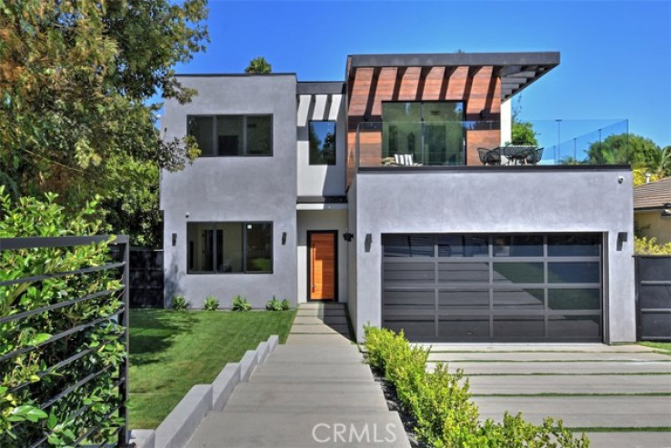 5 Bed Home for Sale in Sherman Oaks, California
