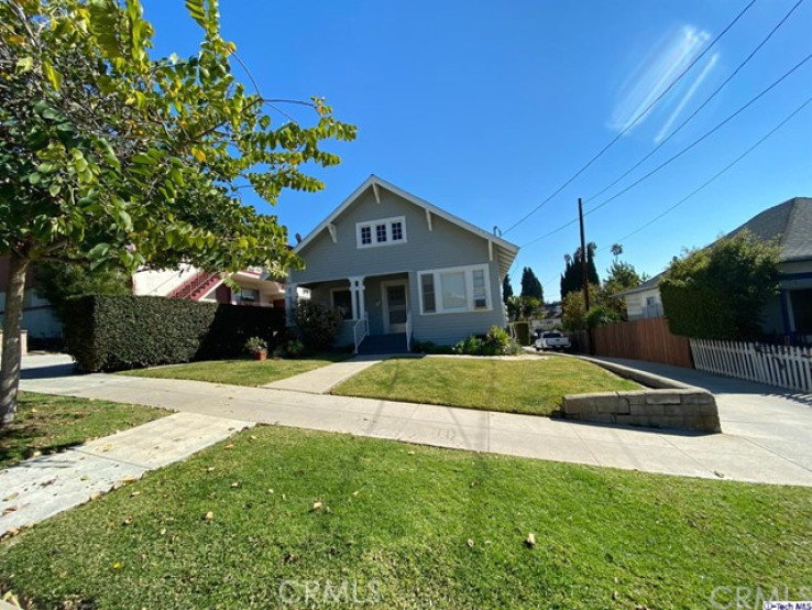 Residential Income in Silver Lake