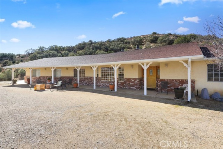 4 Bed Home for Sale in Agua Dulce, California