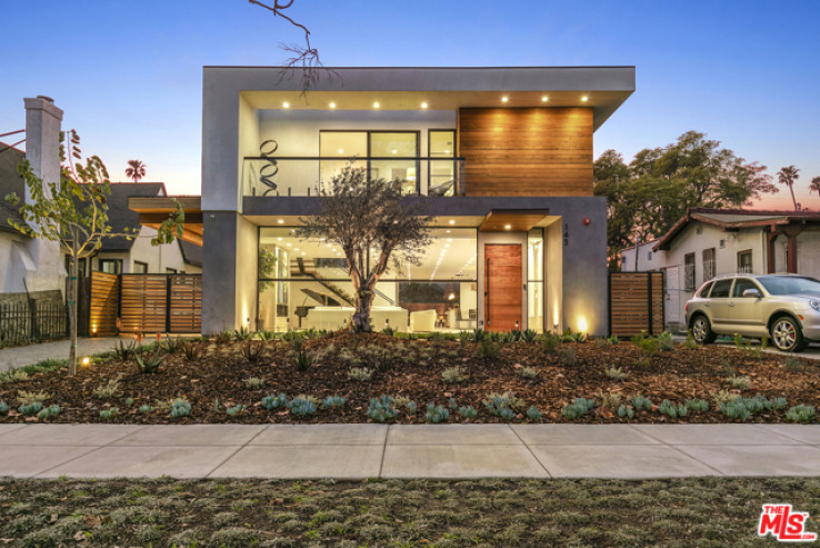 5 Bed Home for Sale in Beverly Hills, California