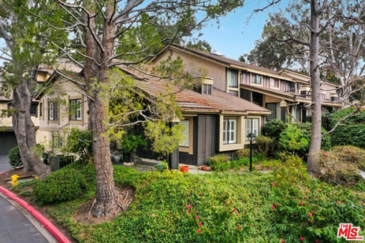 3 Bed Home for Sale in Culver City, California