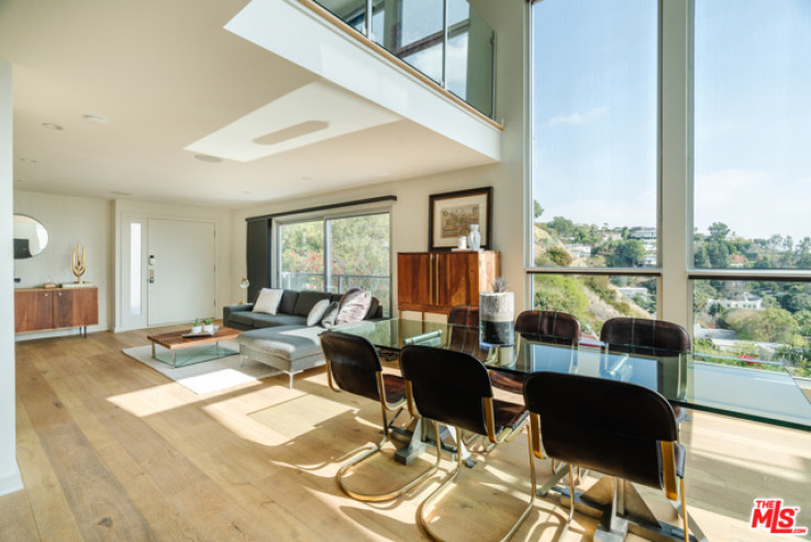 3 Bed Home for Sale in Los Angeles, California