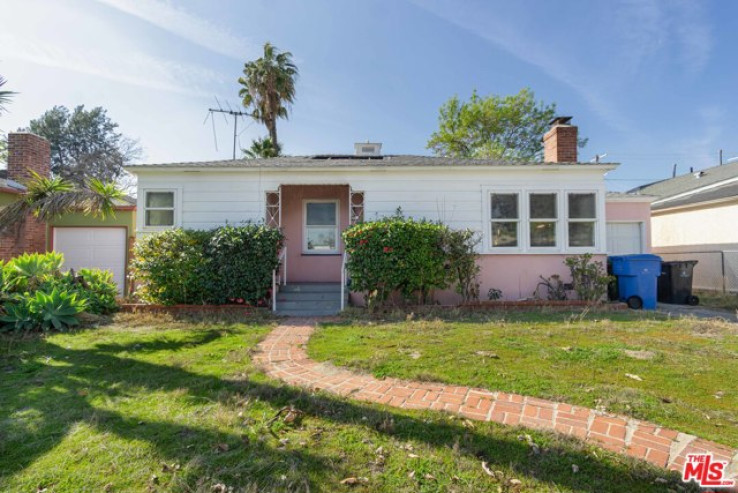 2 Bed Home for Sale in North Hollywood, California