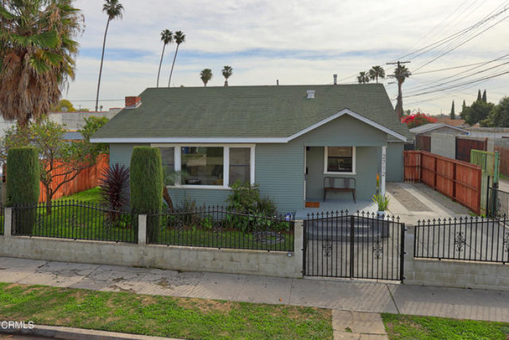 2 Bed Home for Sale in Los Angeles, California