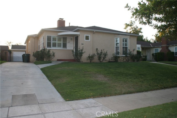 3 Bed Home for Sale in Burbank, California