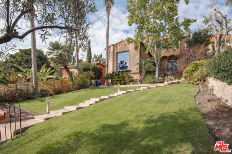 Residential Home in Los Feliz