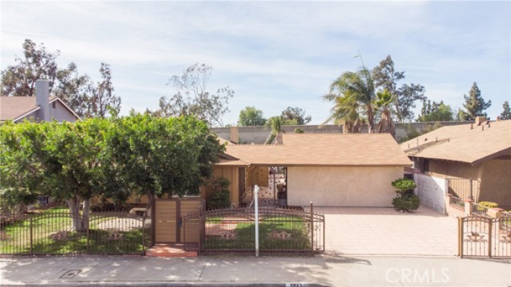 3 Bed Home for Sale in North Hollywood, California