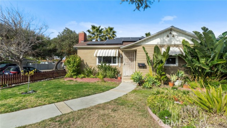 2 Bed Home for Sale in North Hollywood, California