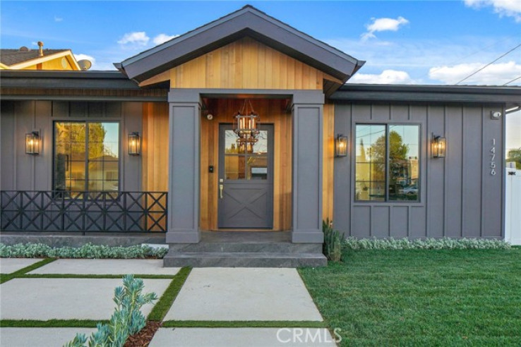 5 Bed Home for Sale in Sherman Oaks, California