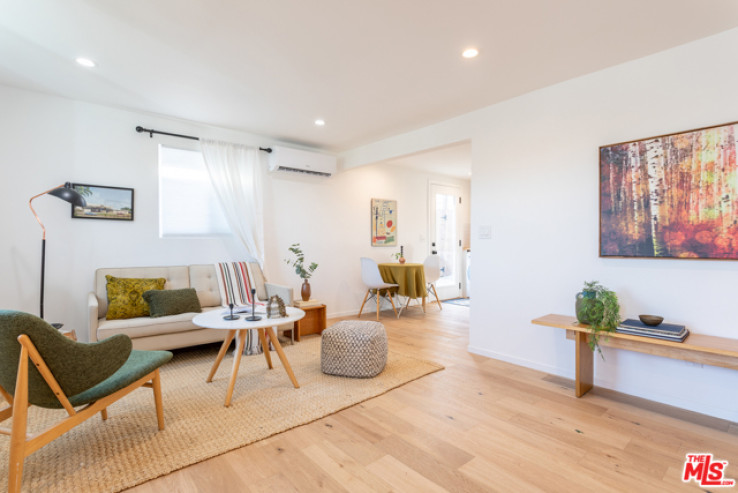 2 Bed Home for Sale in Los Angeles, California
