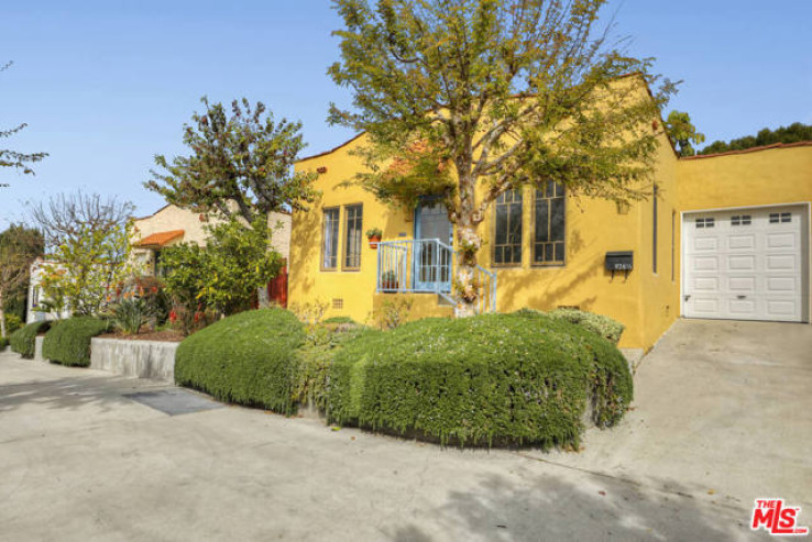 1 Bed Home for Sale in Los Angeles, California