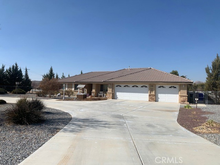 4 Bed Home for Sale in Apple Valley, California