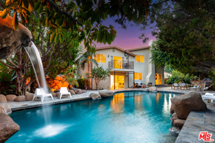 5 Bed Home for Sale in Granada Hills, California