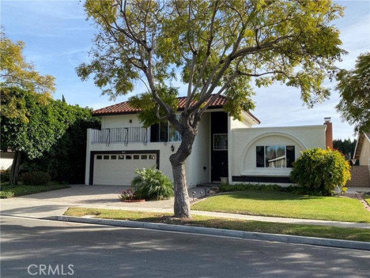 4 Bed Home for Sale in Costa Mesa, California