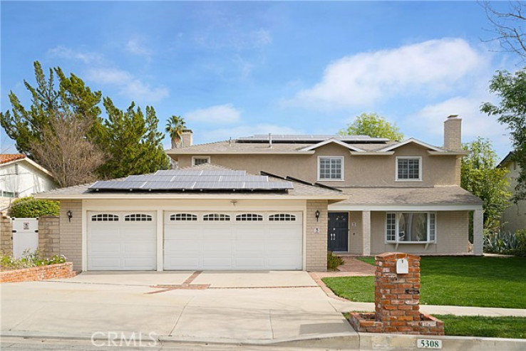 Residential Home in Calabasas