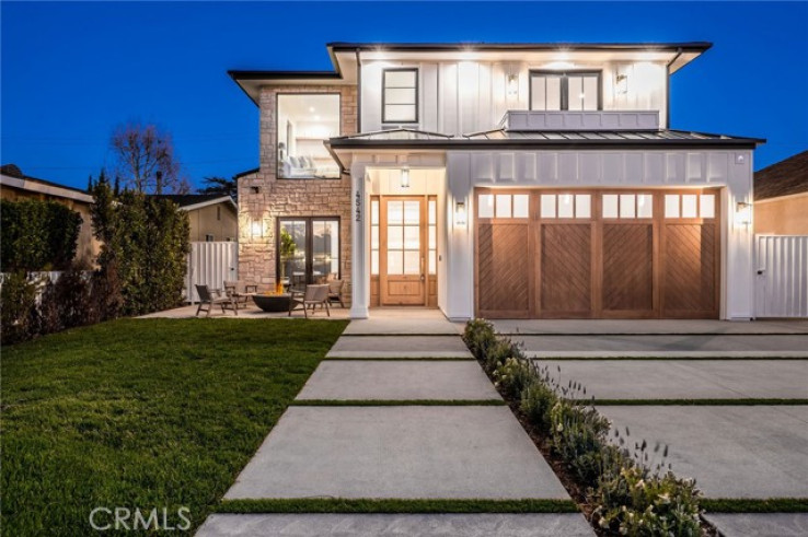5 Bed Home for Sale in Studio City, California