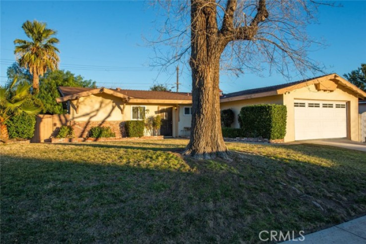 3 Bed Home for Sale in Canyon Country, California