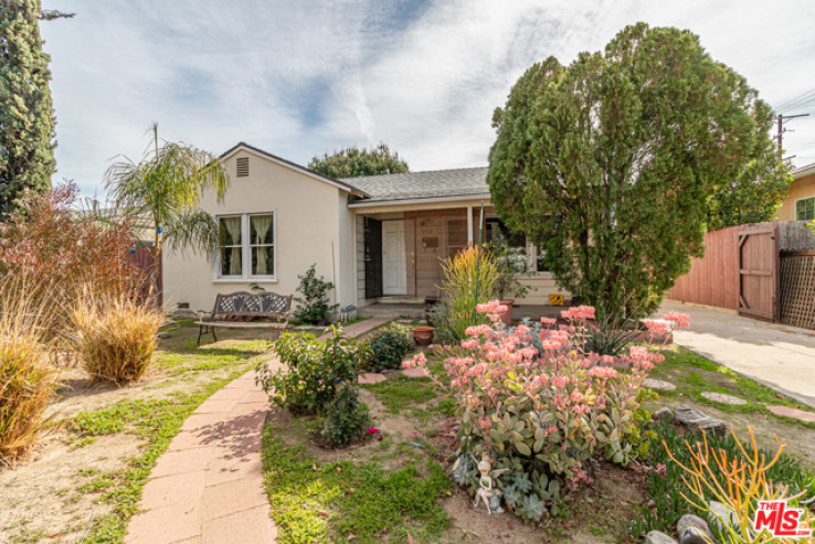 3 Bed Home for Sale in North Hollywood, California
