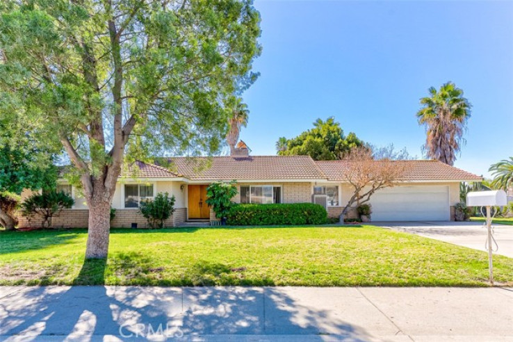 5 Bed Home for Sale in Ontario, California