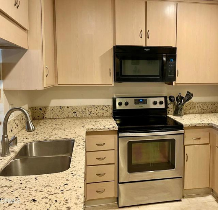 2 Bed Home for Sale in Ventura, California